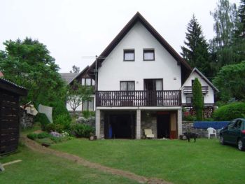 Ferienhaus in Radslav am Lipno-Stausee Ferienhaus für 5 Personen mit Ruderboot