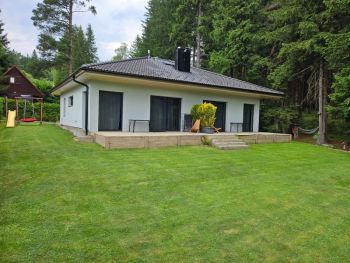 Ferienhaus mit Ruderboot am Lipno See Ferienhäuser für 5 Personen