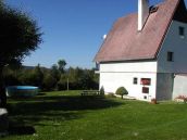 Ferienhaus mit Swimmingpool am Lipno Stausee