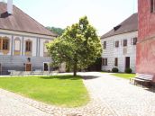 Vom Moldaustausee Ausflüge zum Kloster Zlata Koruna