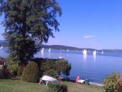 Ferienhäuser mit Angler Steg und Ruderboot am Moldaustausee