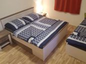 am Lipno Stausee Bungalow mit Ruderboot und Elektromotor